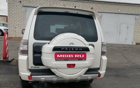 Mitsubishi Pajero IV, 2013 год, 1 950 000 рублей, 4 фотография