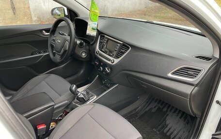 Hyundai Solaris II рестайлинг, 2018 год, 1 425 000 рублей, 11 фотография