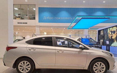 Hyundai Solaris II рестайлинг, 2017 год, 1 336 000 рублей, 4 фотография