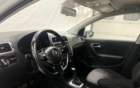 Volkswagen Polo VI (EU Market), 2016 год, 1 249 900 рублей, 5 фотография