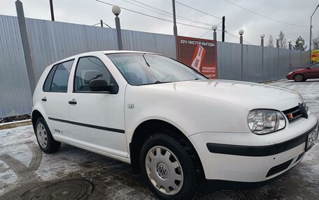 Volkswagen Golf IV, 2002 год, 400 000 рублей, 3 фотография