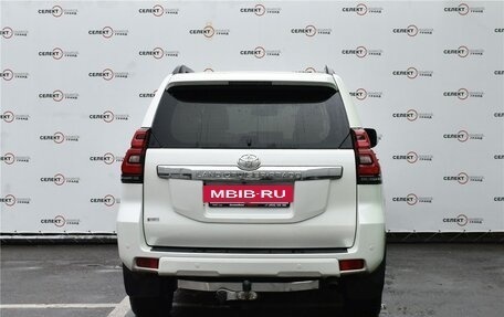 Toyota Land Cruiser Prado 150 рестайлинг 2, 2013 год, 3 299 000 рублей, 4 фотография