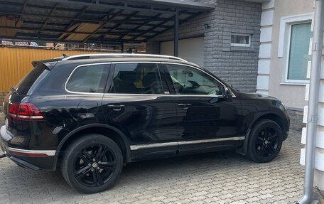 Volkswagen Touareg III, 2017 год, 4 200 000 рублей, 2 фотография