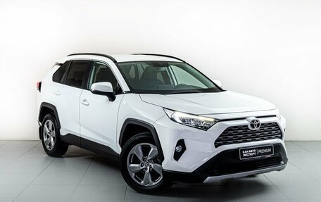 Toyota RAV4, 2021 год, 3 790 000 рублей, 3 фотография