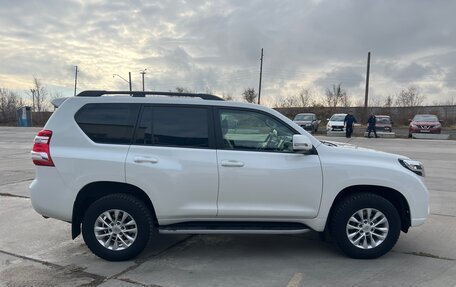 Toyota Land Cruiser Prado 150 рестайлинг 2, 2014 год, 3 650 000 рублей, 4 фотография