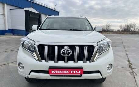 Toyota Land Cruiser Prado 150 рестайлинг 2, 2014 год, 3 650 000 рублей, 2 фотография