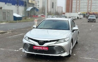 Toyota Camry, 2018 год, 3 100 000 рублей, 1 фотография