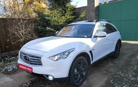 Infiniti QX70, 2014 год, 1 920 000 рублей, 1 фотография