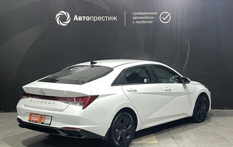 Hyundai Elantra, 2022 год, 2 490 000 рублей, 7 фотография