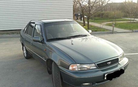 Daewoo Nexia I рестайлинг, 1998 год, 135 000 рублей, 2 фотография