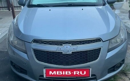 Chevrolet Cruze II, 2011 год, 700 000 рублей, 1 фотография