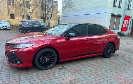 Toyota Camry, 2022 год, 4 300 000 рублей, 3 фотография