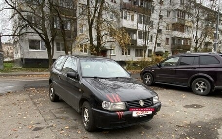 Volkswagen Polo III рестайлинг, 1999 год, 140 000 рублей, 2 фотография