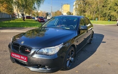 BMW 5 серия, 2003 год, 1 300 000 рублей, 1 фотография