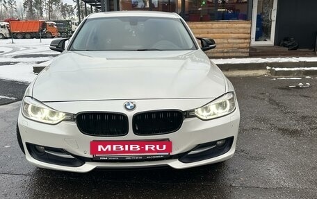 BMW 3 серия, 2014 год, 1 900 000 рублей, 3 фотография