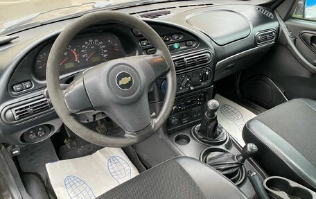 Chevrolet Niva I рестайлинг, 2011 год, 549 000 рублей, 7 фотография