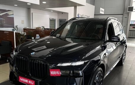 BMW X7, 2024 год, 20 000 000 рублей, 8 фотография