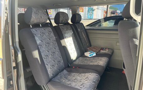 Volkswagen Caravelle T5, 2011 год, 2 000 000 рублей, 5 фотография