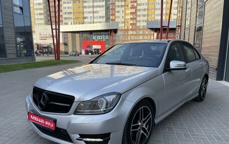 Mercedes-Benz C-Класс, 2011 год, 1 450 000 рублей, 1 фотография