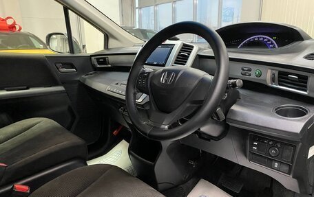 Honda Freed I, 2016 год, 1 390 000 рублей, 9 фотография