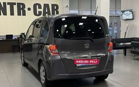 Honda Freed I, 2016 год, 1 390 000 рублей, 3 фотография