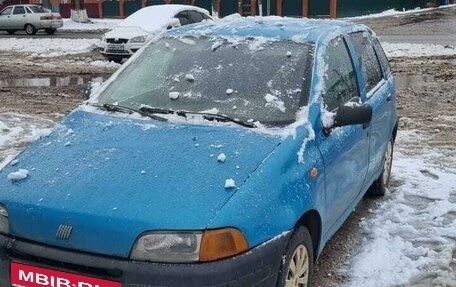 Fiat Punto III Punto Evo рестайлинг, 1998 год, 77 000 рублей, 1 фотография