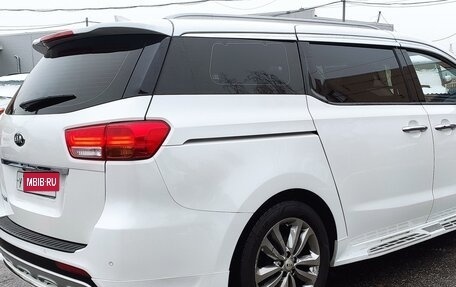 KIA Carnival III, 2018 год, 2 850 000 рублей, 4 фотография