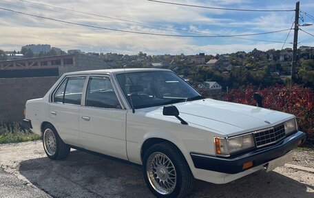 Toyota Corona VIII (T170), 1984 год, 400 000 рублей, 4 фотография