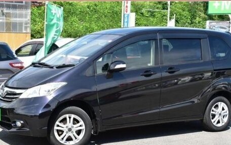 Honda Freed I, 2012 год, 950 000 рублей, 1 фотография