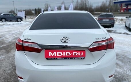 Toyota Corolla, 2013 год, 1 390 000 рублей, 5 фотография