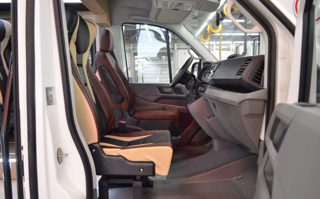 Volkswagen Crafter, 2023 год, 15 600 000 рублей, 15 фотография