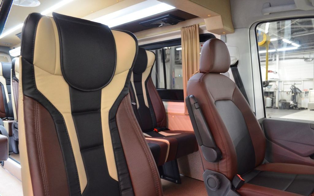 Volkswagen Crafter, 2023 год, 15 600 000 рублей, 18 фотография