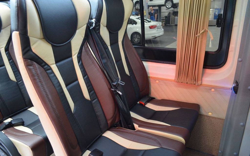 Volkswagen Crafter, 2023 год, 15 600 000 рублей, 26 фотография