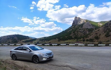 Hyundai Sonata VI, 2012 год, 1 550 000 рублей, 10 фотография