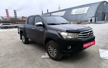 Toyota Hilux VIII, 2015 год, 1 800 000 рублей, 2 фотография