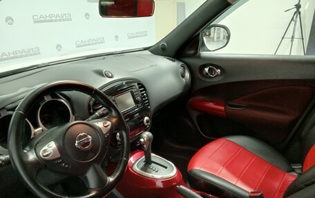 Nissan Juke II, 2012 год, 899 000 рублей, 9 фотография