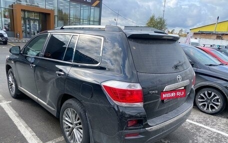 Toyota Highlander III, 2010 год, 2 290 000 рублей, 13 фотография