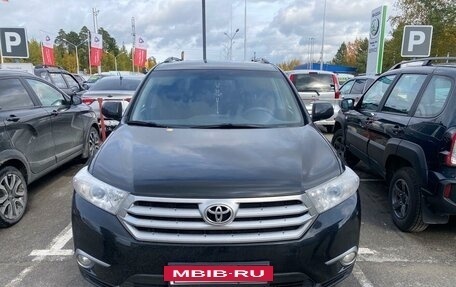 Toyota Highlander III, 2010 год, 2 290 000 рублей, 9 фотография