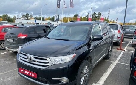 Toyota Highlander III, 2010 год, 2 290 000 рублей, 10 фотография