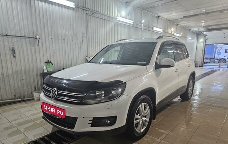 Volkswagen Tiguan I, 2011 год, 1 650 000 рублей, 2 фотография