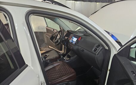 Volkswagen Tiguan I, 2011 год, 1 650 000 рублей, 14 фотография