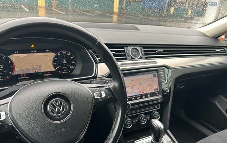 Volkswagen Passat B8 рестайлинг, 2017 год, 2 640 000 рублей, 6 фотография