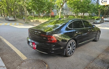 Volvo S90 II рестайлинг, 2021 год, 4 500 000 рублей, 2 фотография