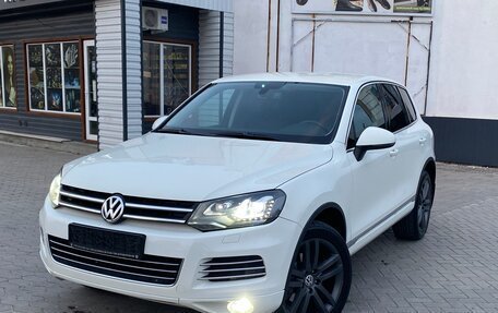 Volkswagen Touareg III, 2011 год, 2 350 000 рублей, 6 фотография