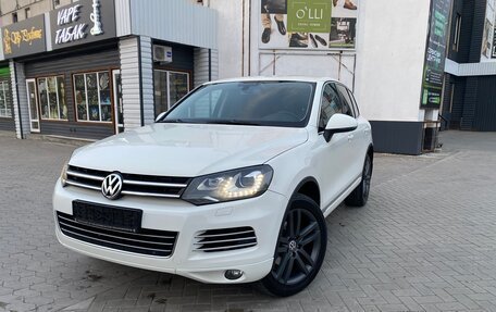 Volkswagen Touareg III, 2011 год, 2 350 000 рублей, 5 фотография