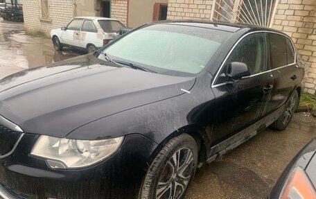 Skoda Superb III рестайлинг, 2012 год, 800 000 рублей, 3 фотография