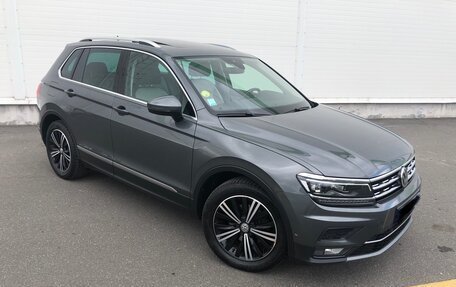 Volkswagen Tiguan II, 2019 год, 3 500 000 рублей, 3 фотография