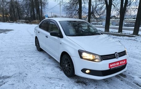 Volkswagen Polo VI (EU Market), 2013 год, 770 000 рублей, 3 фотография