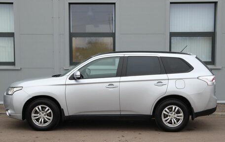 Mitsubishi Outlander III рестайлинг 3, 2014 год, 1 699 000 рублей, 8 фотография