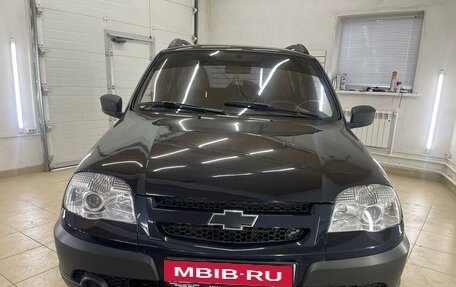 Chevrolet Niva I рестайлинг, 2012 год, 595 000 рублей, 1 фотография